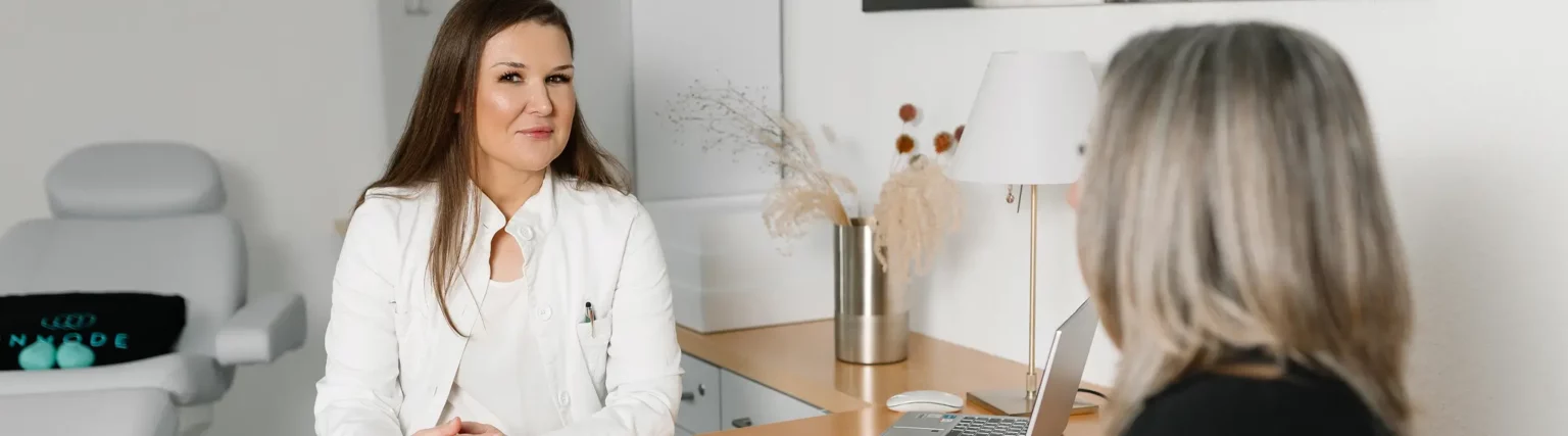 Behandlungen-Header-Weinberger Aesthetics